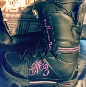 COPY - M3 Brand New Snowboard boots 7.5/8 Speed L…